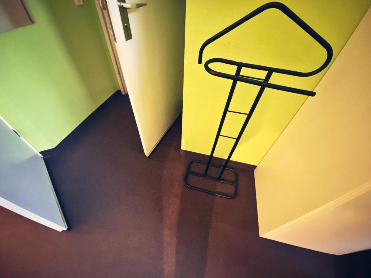 Hotel Kaiserswerth デュッセルドルフ エクステリア 写真