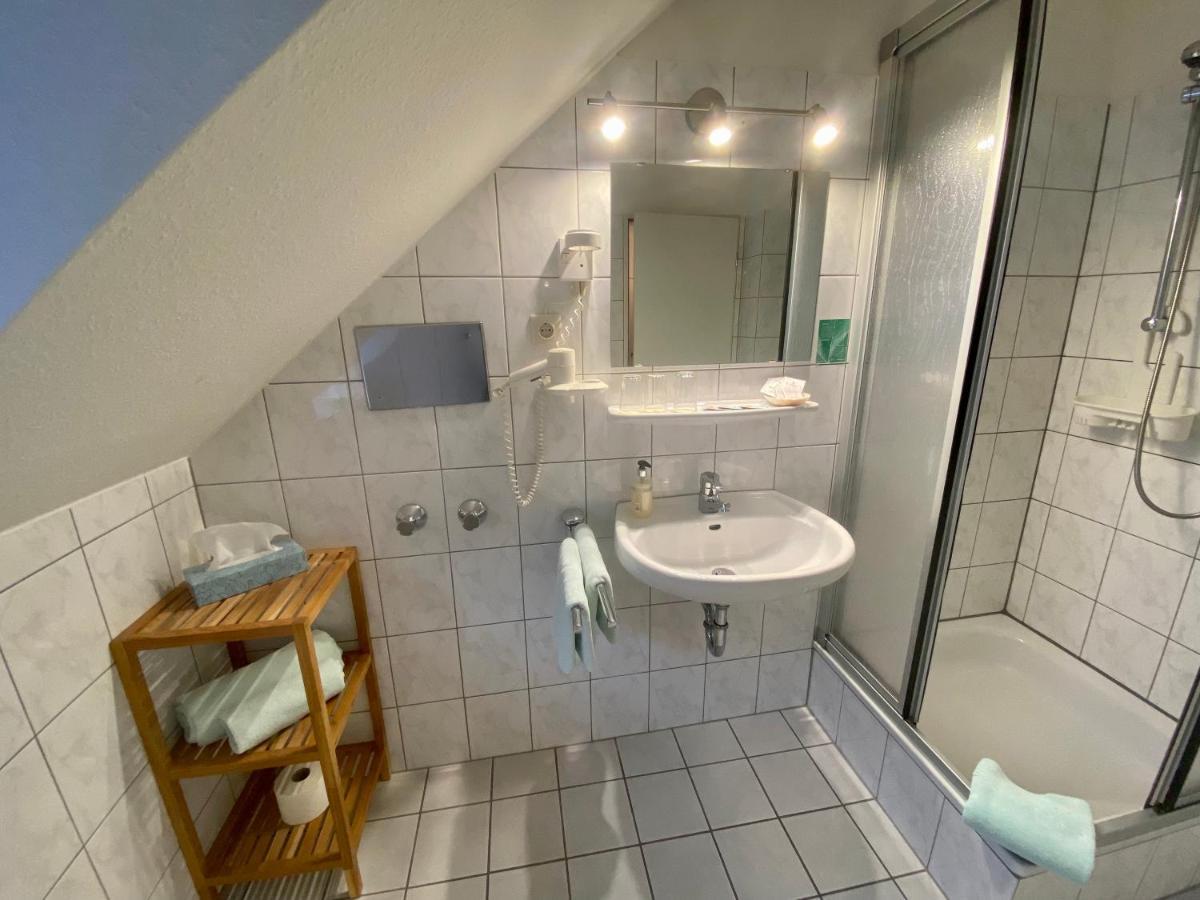 Hotel Kaiserswerth デュッセルドルフ エクステリア 写真